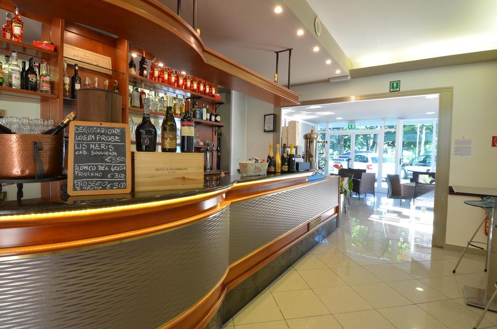 Hotel Gambrinus Lignano Sabbiadoro Dış mekan fotoğraf